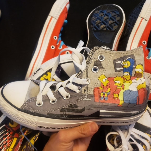 Converse - Picture 8 of 11